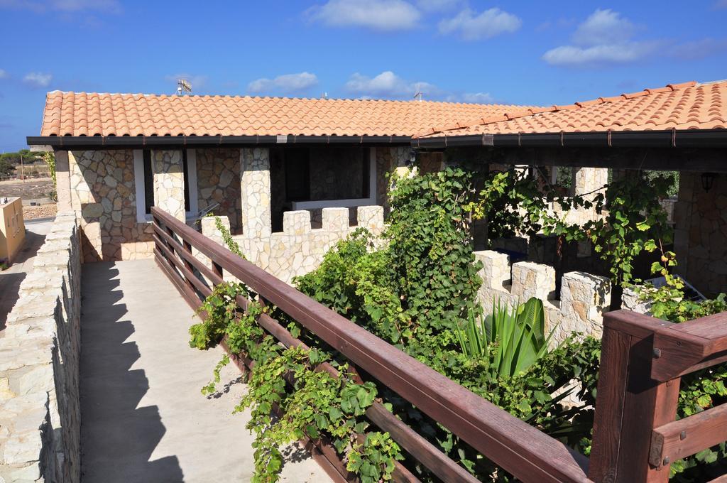 Residence Il Castello Lampedusa Exterior photo